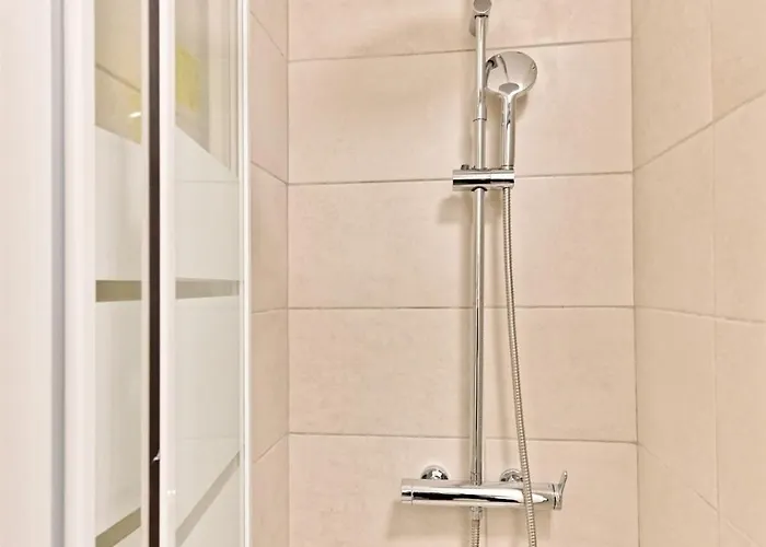 Cozy And Convenient Studio In Asnieres-sur-seine-ii Asnières